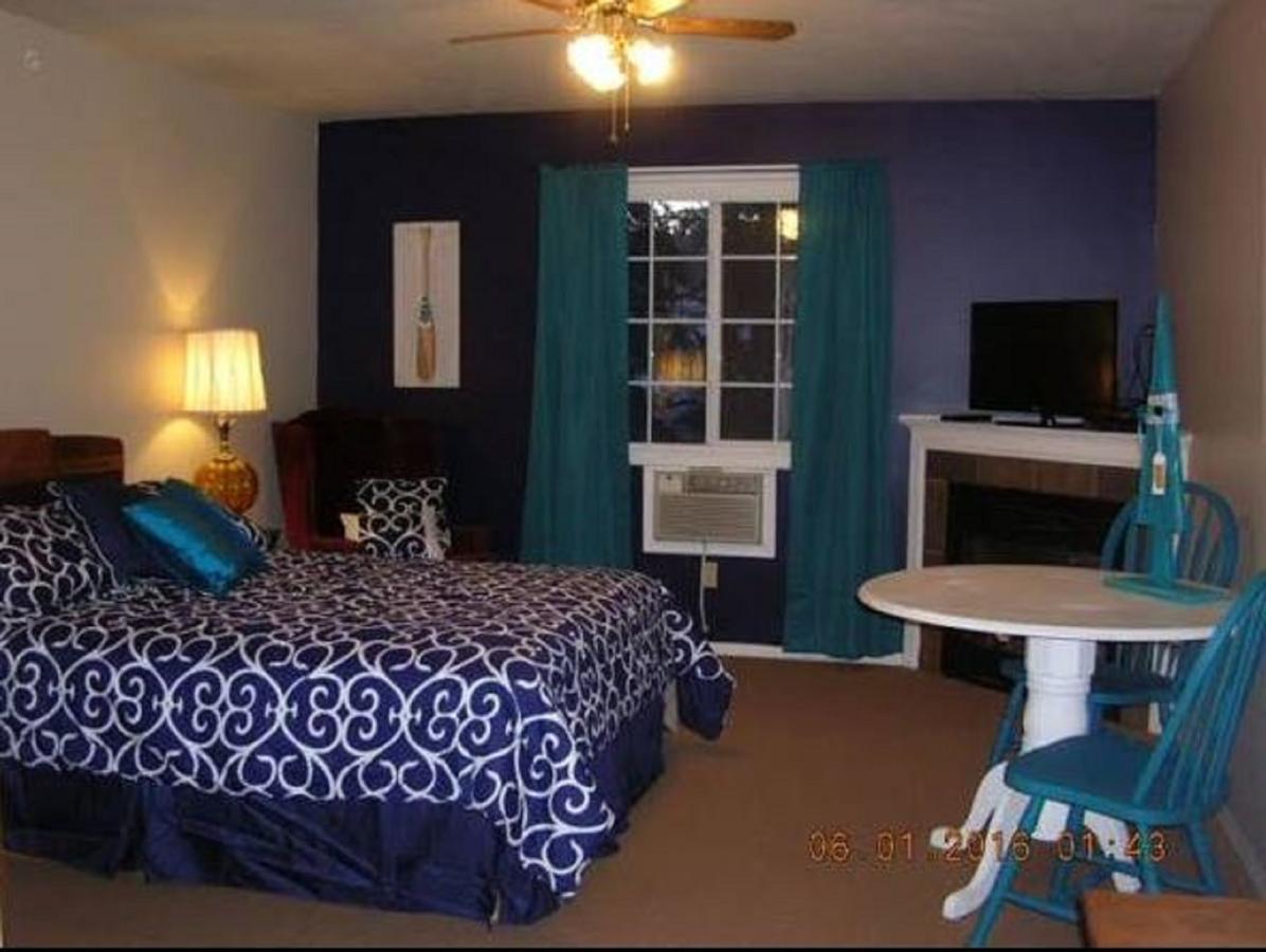 Mccracken Country Inn Hinton Buitenkant foto